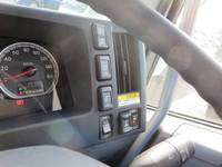 いすゞフォワードアルミウイング中型（4t）[写真18]