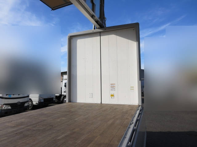 いすゞフォワードアルミウイング中型（4t）[写真09]