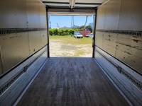 いすゞフォワードアルミウイング中型（4t）[写真14]