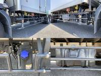 いすゞフォワード冷凍車（冷蔵車）増トン（6t・8t）[写真18]