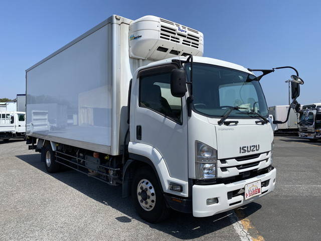 いすゞフォワード冷凍車（冷蔵車）増トン（6t・8t）[写真03]