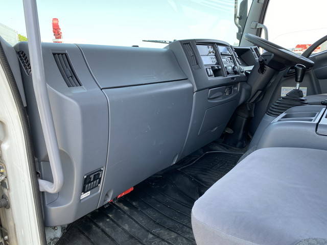 いすゞフォワード冷凍車（冷蔵車）増トン（6t・8t）[写真30]