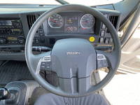 いすゞフォワード冷凍車（冷蔵車）増トン（6t・8t）[写真32]