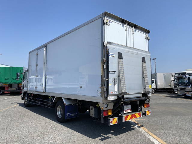 いすゞフォワード冷凍車（冷蔵車）増トン（6t・8t）[写真04]