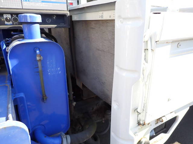 いすゞエルフクレーン3段小型（2t・3t）[写真12]