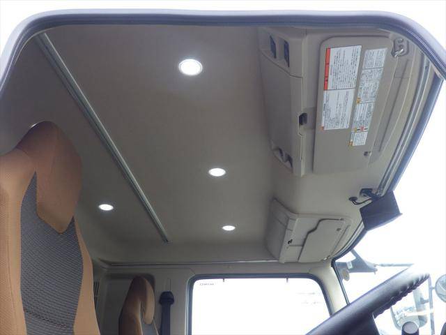 日野レンジャー冷凍車（冷蔵車）増トン（6t・8t）[写真24]