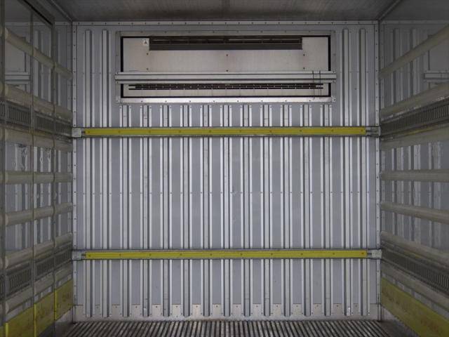 日野レンジャー冷凍車（冷蔵車）増トン（6t・8t）[写真07]