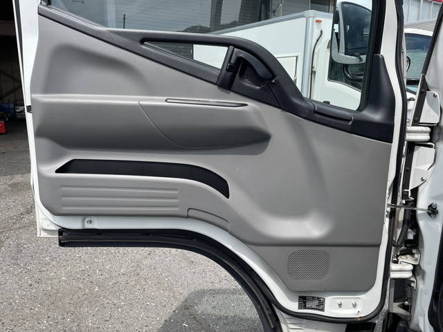 日産アトラス平ボディ小型（2t・3t）[写真26]