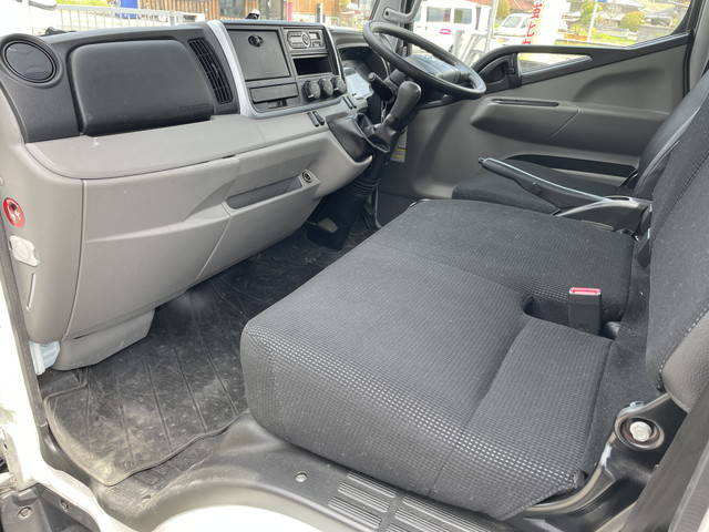 日産アトラス平ボディ小型（2t・3t）[写真31]