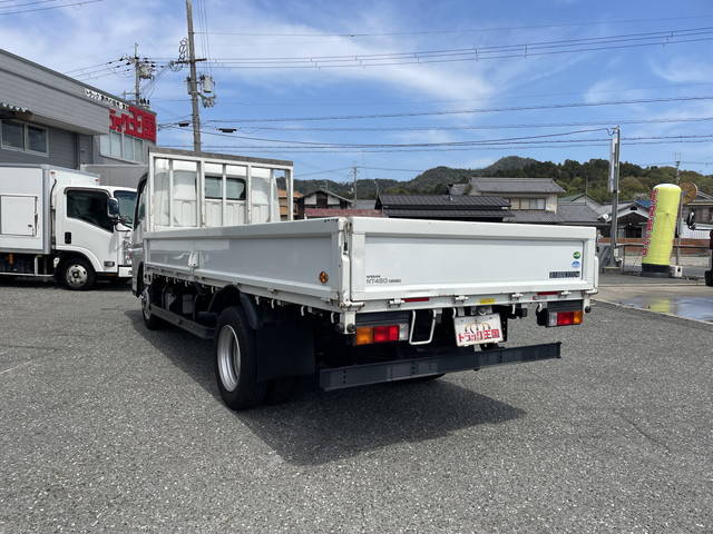 日産アトラス平ボディ小型（2t・3t）[写真04]