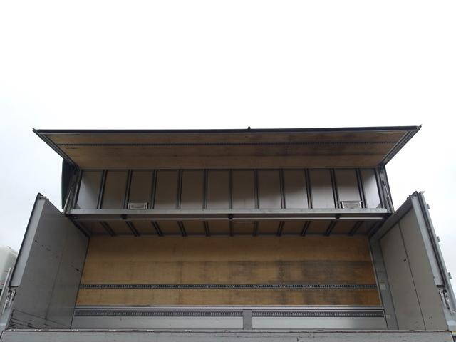 日野レンジャーアルミウイング中型（4t）[写真19]