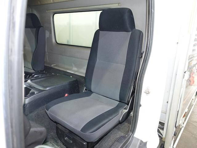 日野レンジャーアルミウイング中型（4t）[写真32]