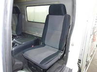 日野レンジャーアルミウイング中型（4t）[写真33]