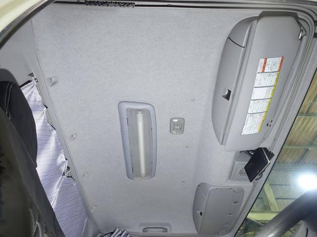 いすゞフォワード冷凍車（冷蔵車）中型（4t）[写真15]