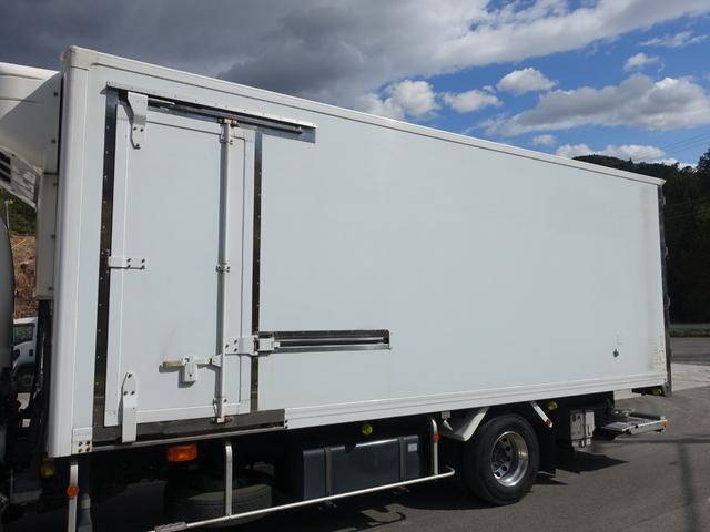 いすゞフォワード冷凍車（冷蔵車）中型（4t）[写真17]