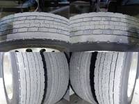 いすゞフォワード冷凍車（冷蔵車）中型（4t）[写真40]