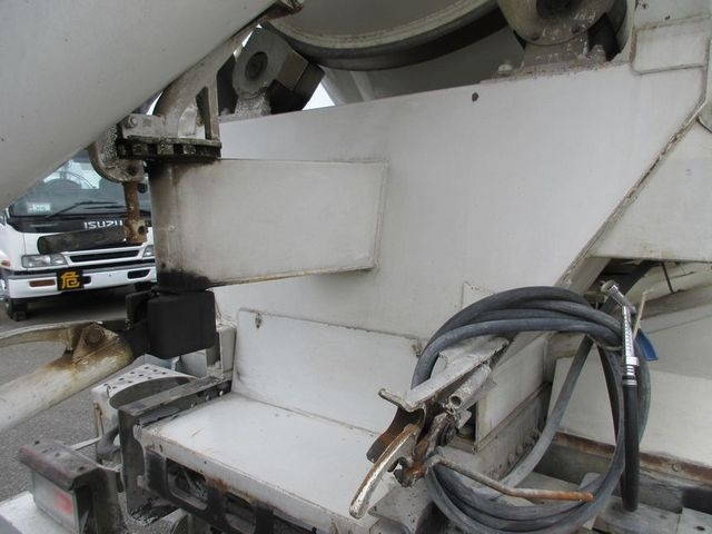 日野プロフィアミキサー車（コンクリートミキサー）大型（10t）[写真14]