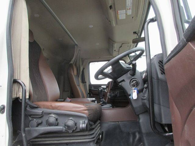 日野プロフィアミキサー車（コンクリートミキサー）大型（10t）[写真32]