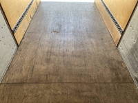 三菱ふそうキャンターアルミバン小型（2t・3t）[写真13]