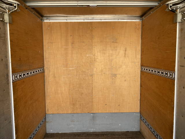 三菱ふそうキャンターアルミバン小型（2t・3t）[写真14]