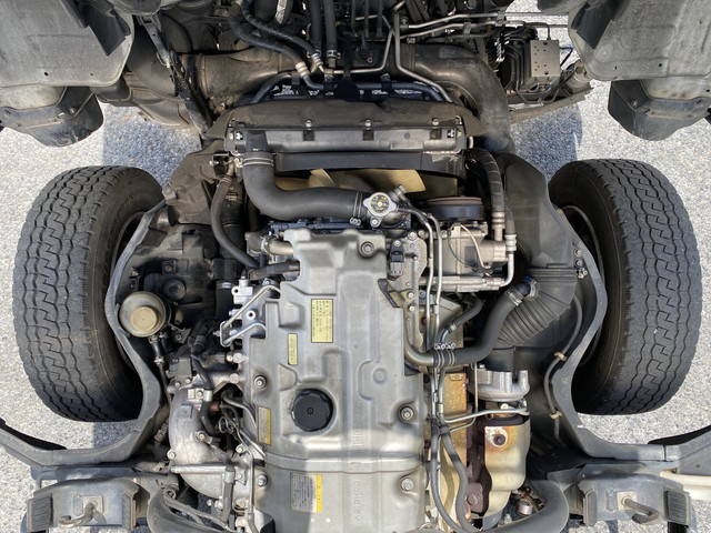 三菱ふそうキャンターアルミバン小型（2t・3t）[写真22]