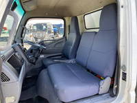 三菱ふそうキャンターアルミバン小型（2t・3t）[写真26]