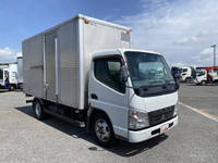 三菱ふそうキャンターアルミバン小型（2t・3t）[写真03]