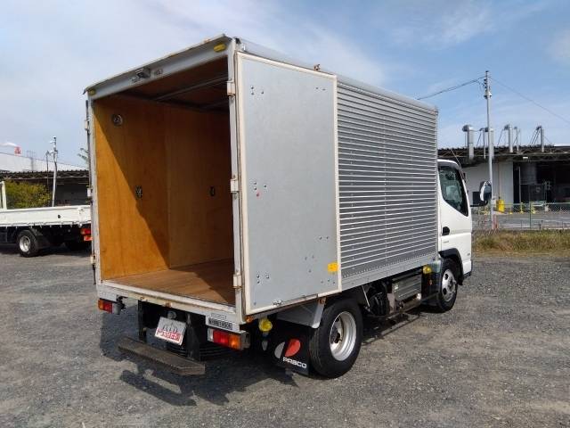 三菱ふそうキャンターガッツアルミバン小型（2t・3t）[写真15]