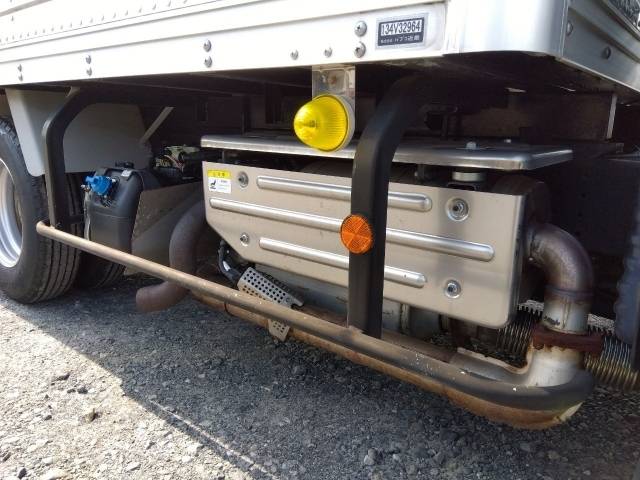 三菱ふそうキャンターガッツアルミバン小型（2t・3t）[写真20]