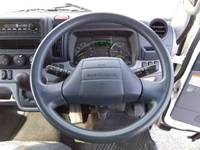 三菱ふそうキャンターガッツアルミバン小型（2t・3t）[写真35]