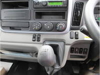 三菱ふそうキャンターアルミウイング小型（2t・3t）[写真18]