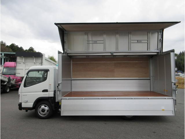 三菱ふそうキャンターアルミウイング小型（2t・3t）[写真34]