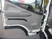 三菱ふそうキャンタークレーン4段小型（2t・3t）[写真17]