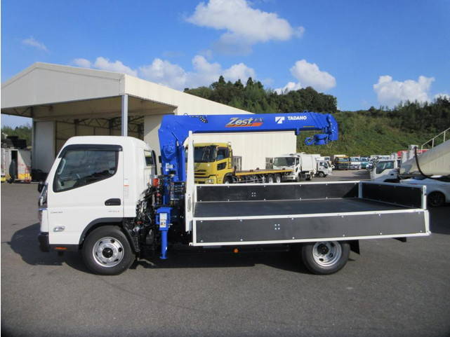 三菱ふそうキャンタークレーン4段小型（2t・3t）[写真28]