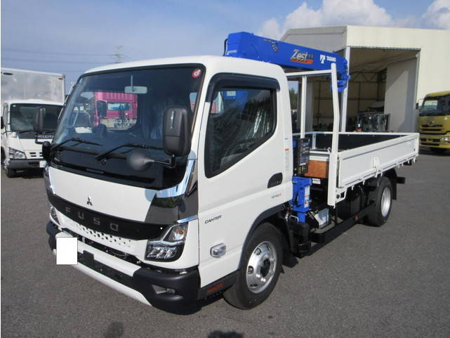三菱ふそうキャンタークレーン4段小型（2t・3t）[写真03]
