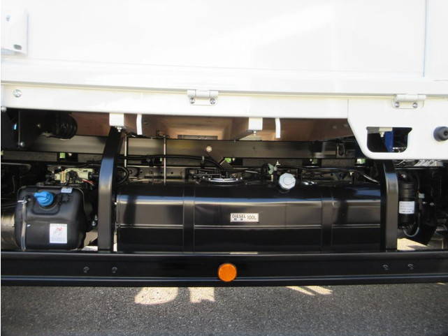 三菱ふそうキャンタークレーン4段小型（2t・3t）[写真33]