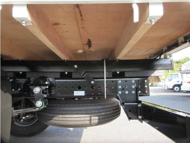 三菱ふそうキャンタークレーン4段小型（2t・3t）[写真38]