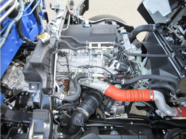 三菱ふそうキャンタークレーン4段小型（2t・3t）[写真40]