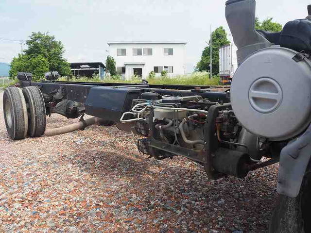 日野レンジャーシャーシ中型（4t）[写真10]