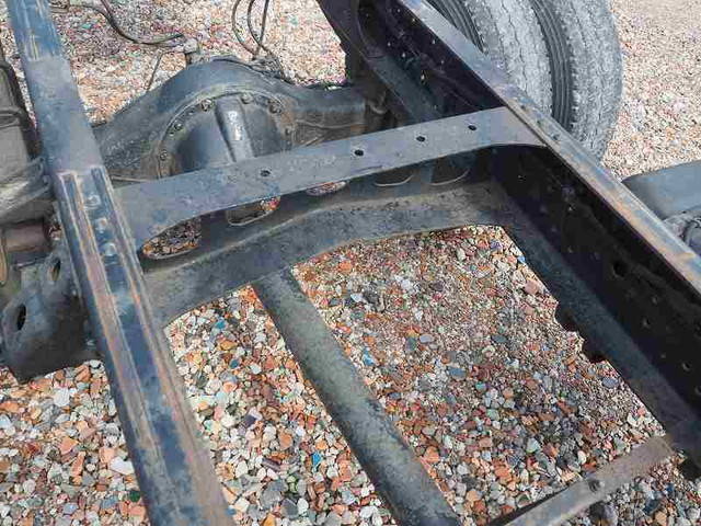 日野レンジャーシャーシ中型（4t）[写真18]