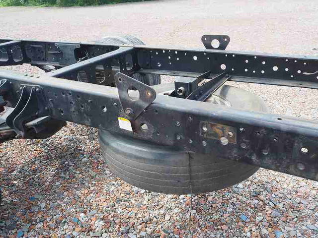 日野レンジャーシャーシ中型（4t）[写真24]