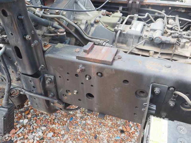 日野レンジャーシャーシ中型（4t）[写真29]