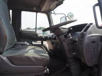 日野レンジャーシャーシ中型（4t）[写真35]