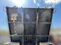 三菱ふそうキャンターダンプ小型（2t・3t）[写真12]