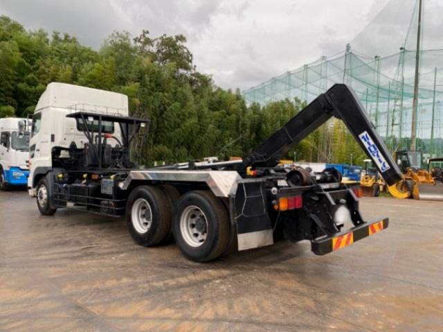 日野プロフィアコンテナ専用車大型（10t）[写真21]