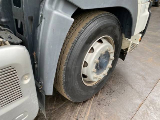 日野プロフィアコンテナ専用車大型（10t）[写真08]