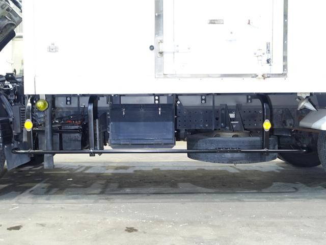 三菱ふそうキャンター冷凍車（冷蔵車）小型（2t・3t）[写真17]