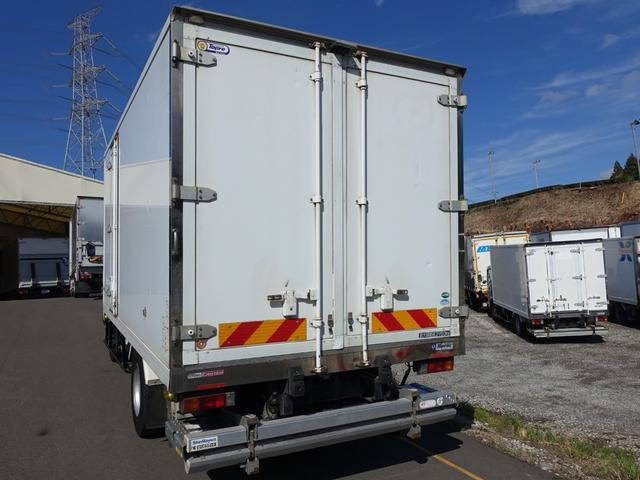 三菱ふそうキャンター冷凍車（冷蔵車）小型（2t・3t）[写真02]