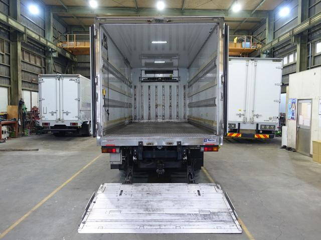 三菱ふそうキャンター冷凍車（冷蔵車）小型（2t・3t）[写真08]