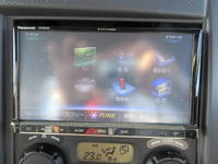 いすゞフォワードセルフクレーン6段中型（4t）[写真10]